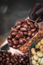 Almendra con chocolate negra